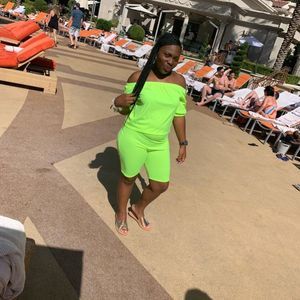 Meet your Posher, April